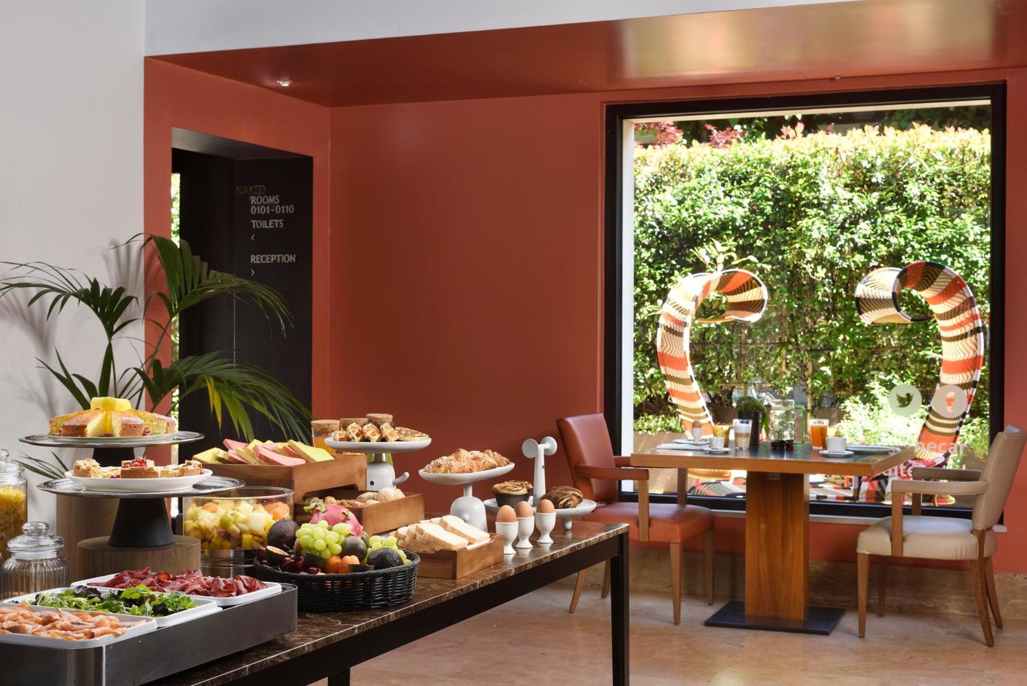 Milan Suite Hotel — Zdjęcia 1